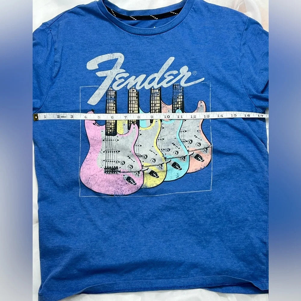 Fender Multicolored Crewneck Tee Shirt Size 12/14 or Junior Size Small - Picture 6 of 7